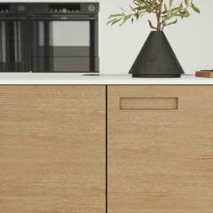 Eg, kvartskåret, natur lak. Profil 30x150