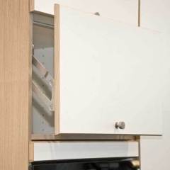 Hvid laminat, eg hvid lak. Profil L2